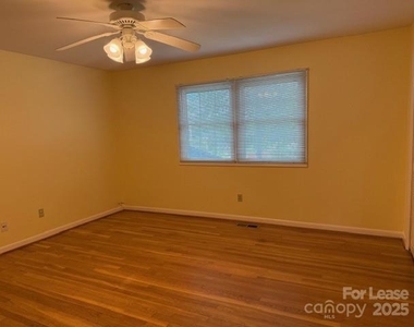 627 Cherry Street - Photo Thumbnail 7