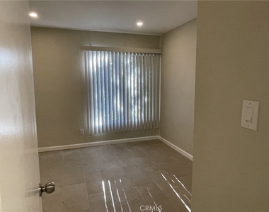 5700 Etiwanda Avenue - Photo Thumbnail 15