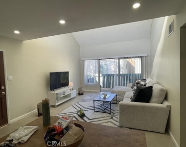 5700 Etiwanda Avenue - Photo Thumbnail 12