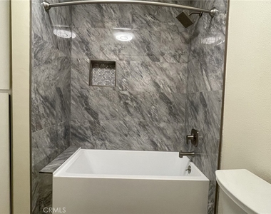 5700 Etiwanda Avenue - Photo Thumbnail 24