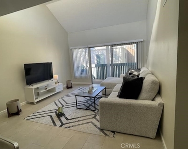 5700 Etiwanda Avenue - Photo Thumbnail 14