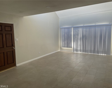 5700 Etiwanda Avenue - Photo Thumbnail 11