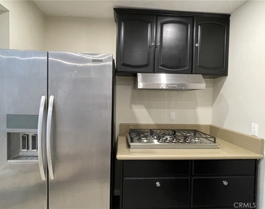 5700 Etiwanda Avenue - Photo Thumbnail 2