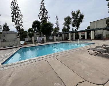 5700 Etiwanda Avenue - Photo Thumbnail 35