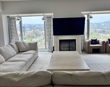 10727 Wilshire Boulevard - Photo Thumbnail 5