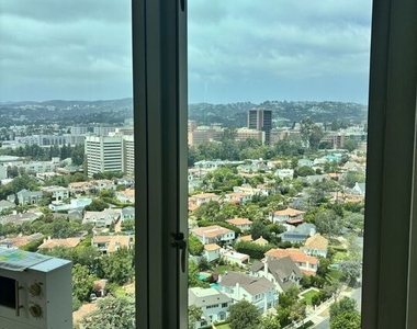 10727 Wilshire Boulevard - Photo Thumbnail 14