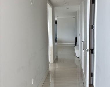 10727 Wilshire Boulevard - Photo Thumbnail 33