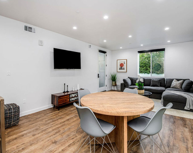124 S Croft Avenue - Photo Thumbnail 34