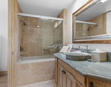605 N Hillcrest Road - Photo Thumbnail 21