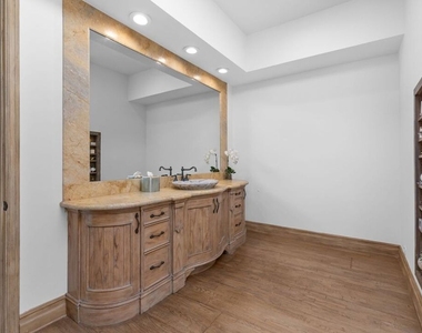 605 N Hillcrest Road - Photo Thumbnail 17