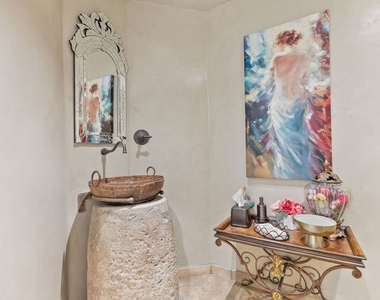 605 N Hillcrest Road - Photo Thumbnail 12