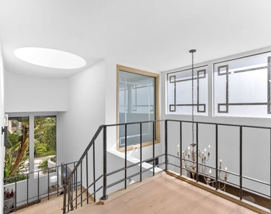 605 N Hillcrest Road - Photo Thumbnail 15