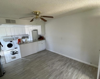 64281 Spyglass Ave - Photo Thumbnail 15