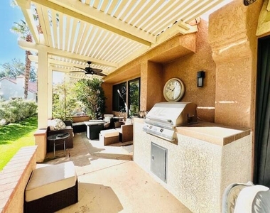 42320 Sari Court - Photo Thumbnail 12