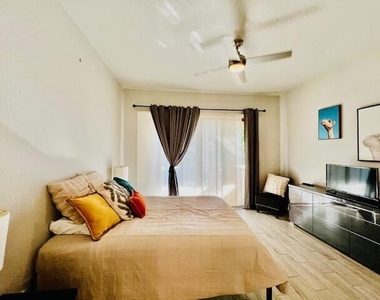42320 Sari Court - Photo Thumbnail 9