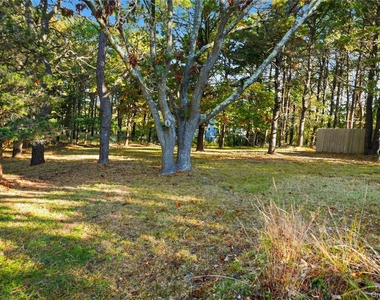 15 Club Drive - Photo Thumbnail 15