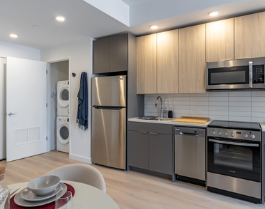 1440 Amsterdam Avenue - Photo Thumbnail 1