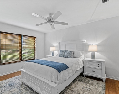 802 10th Avenue S - Photo Thumbnail 7