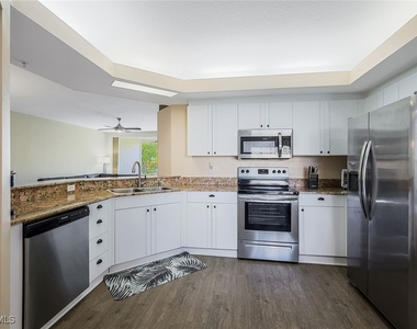 6934 Rain Lily Court - Photo Thumbnail 7