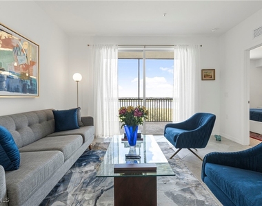 5651 Double Eagle Circle - Photo Thumbnail 7