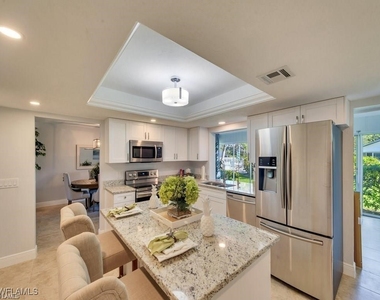 4706 West Boulevard - Photo Thumbnail 11