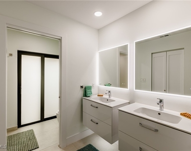 3511 17th Avenue Sw - Photo Thumbnail 15