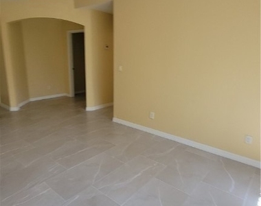 5235 30th Street Sw - Photo Thumbnail 11