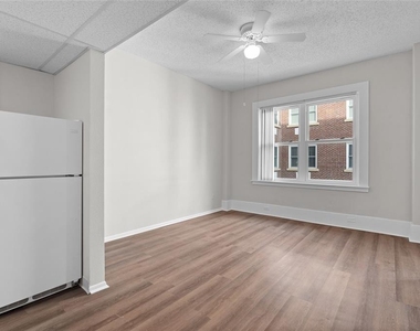 411 1st Avenue N - Photo Thumbnail 4