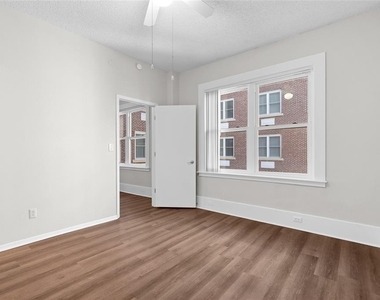 411 1st Avenue N - Photo Thumbnail 10