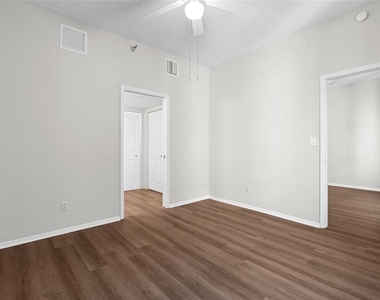 411 1st Avenue N - Photo Thumbnail 11