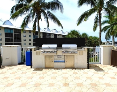 400 Flagship Drive - Photo Thumbnail 27