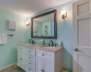 6500 Sunset Way - Photo Thumbnail 22