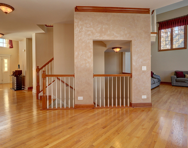 26025 Whispering Woods Circle - Photo Thumbnail 17