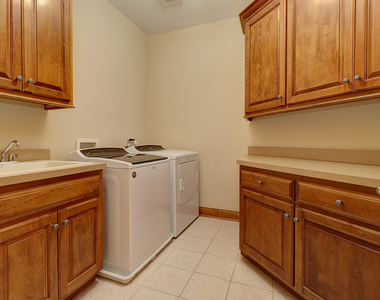 26025 Whispering Woods Circle - Photo Thumbnail 35