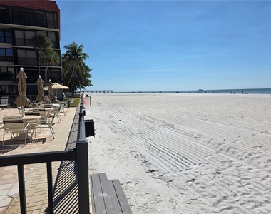 17580 Gulf Boulevard - Photo Thumbnail 13
