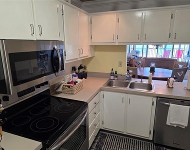 17580 Gulf Boulevard - Photo Thumbnail 26