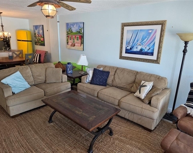 17580 Gulf Boulevard - Photo Thumbnail 7