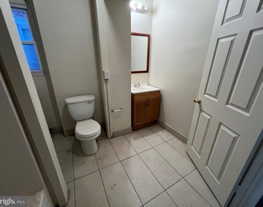 1709 W Montgomery Avenue - Photo Thumbnail 4