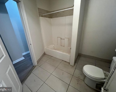1709 W Montgomery Avenue - Photo Thumbnail 5