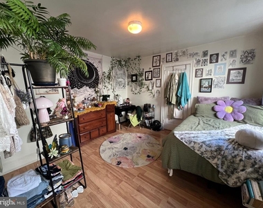 1709 W Montgomery Avenue - Photo Thumbnail 15