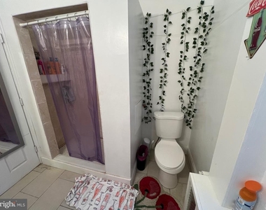 1709 W Montgomery Avenue - Photo Thumbnail 28
