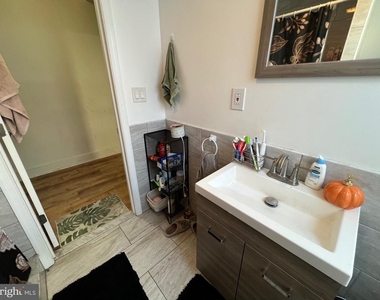 1709 W Montgomery Avenue - Photo Thumbnail 10