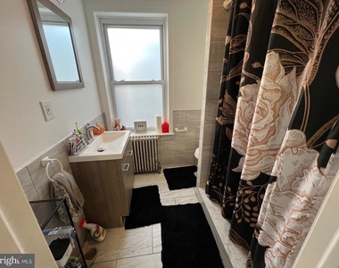 1709 W Montgomery Avenue - Photo Thumbnail 11