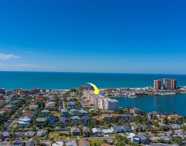 17735 Gulf Boulevard - Photo Thumbnail 1