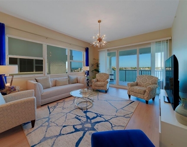 17735 Gulf Boulevard - Photo Thumbnail 21