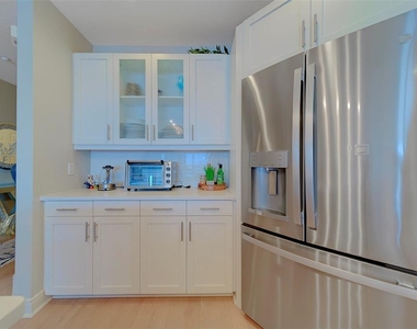 17735 Gulf Boulevard - Photo Thumbnail 10