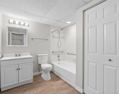 411 1st Avenue N - Photo Thumbnail 11