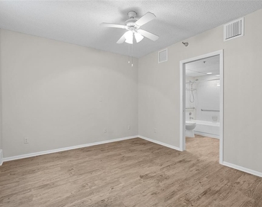 411 1st Avenue N - Photo Thumbnail 9
