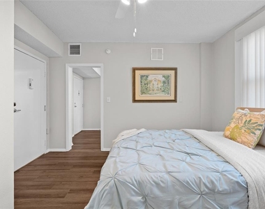 411 1st Avenue N - Photo Thumbnail 9