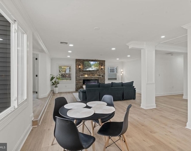 5 Burgess Lane - Photo Thumbnail 10